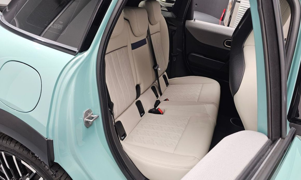 Mini Cooper 5 Door Favoured, 2025