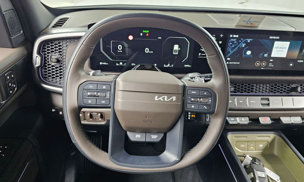 Kia Tasman 2.5T Gasoline 4WD, 2026