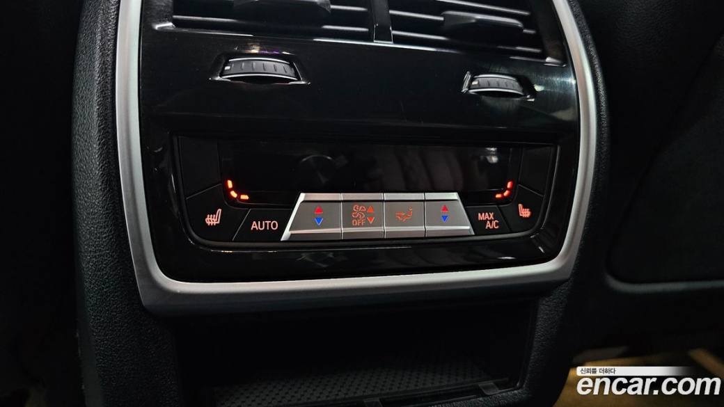 BMW X6 xDrive40i M Sport, 2023