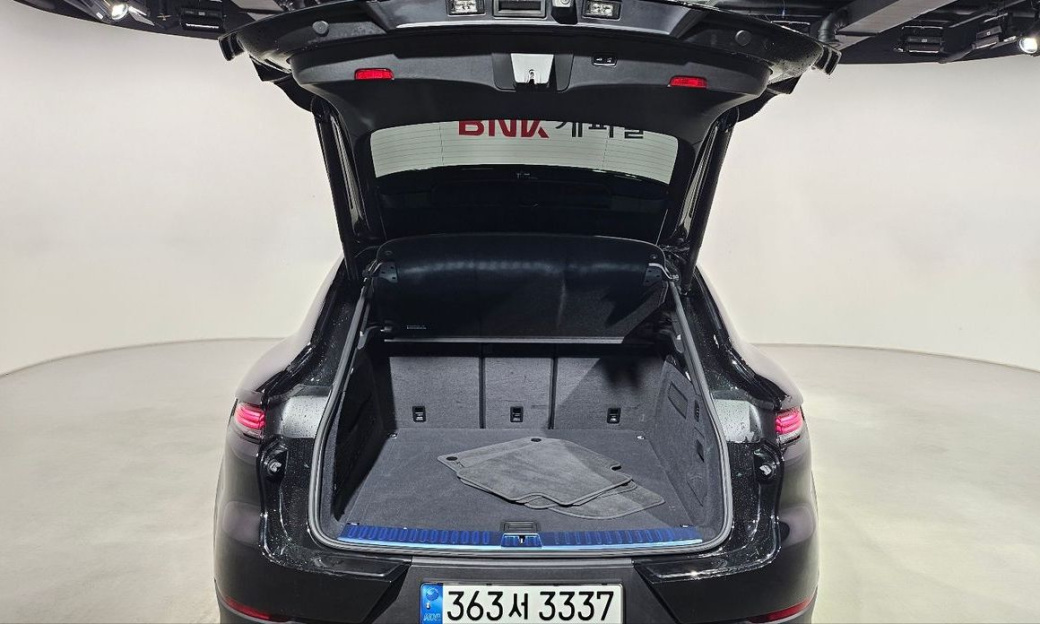 Porsche Cayenne 3.0 Coupe, 2024