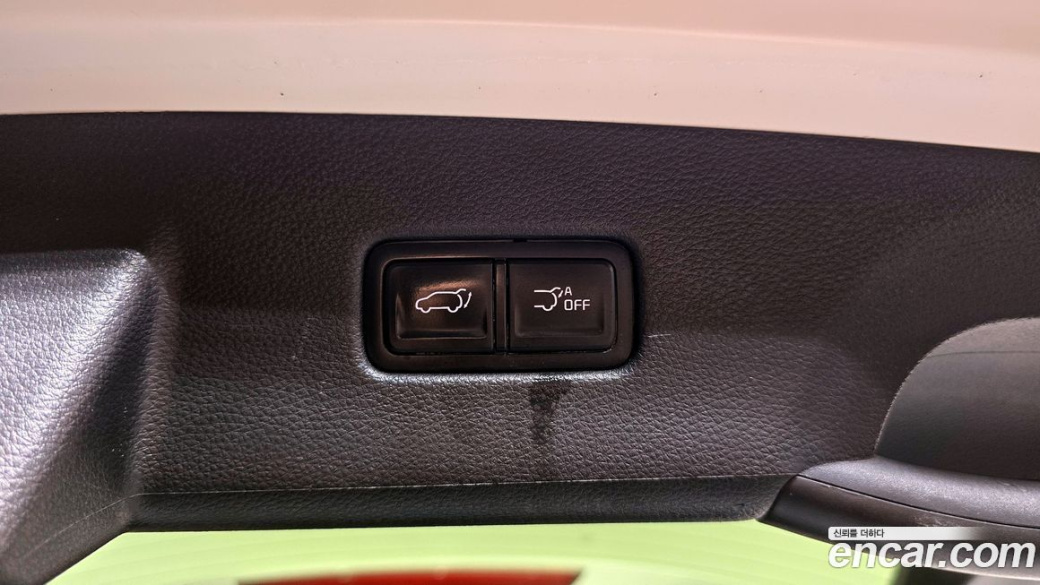 Kia Carnival 9-Seater Signature, 2023
