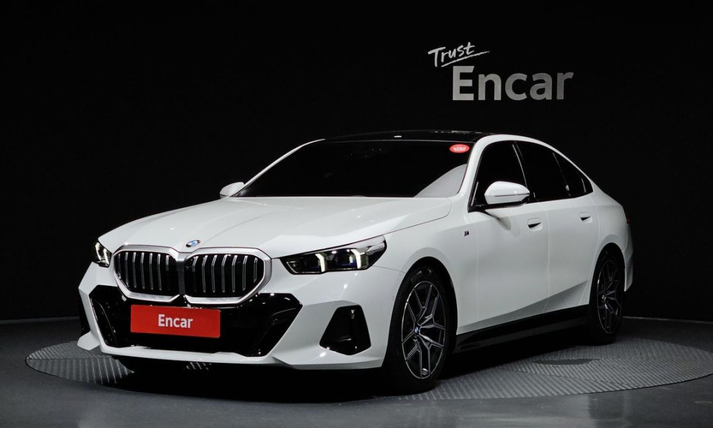 BMW 5-Series 523d M Sport, 2025