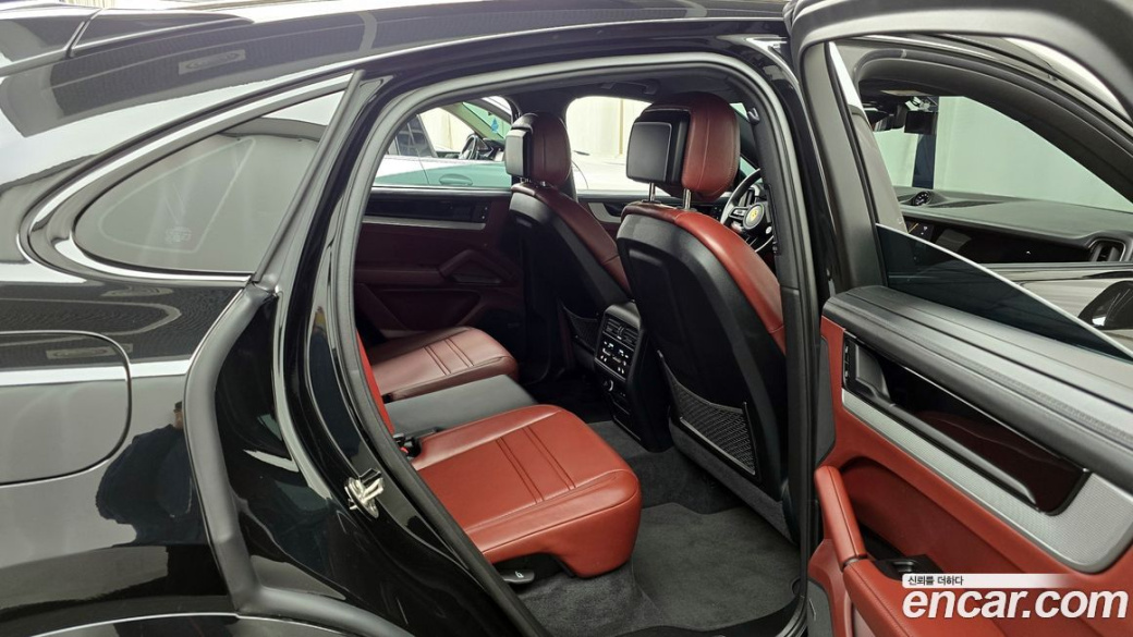 Porsche Cayenne 3.0 Coupe, 2024
