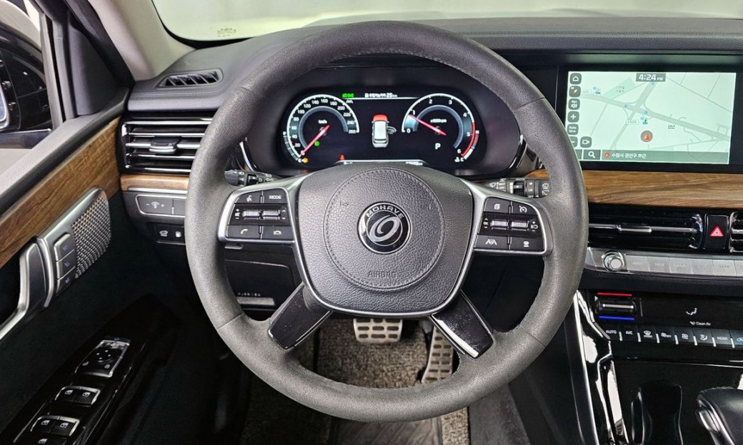 Kia Mohave Diesel 3.0 4WD 7-Seater, 2021