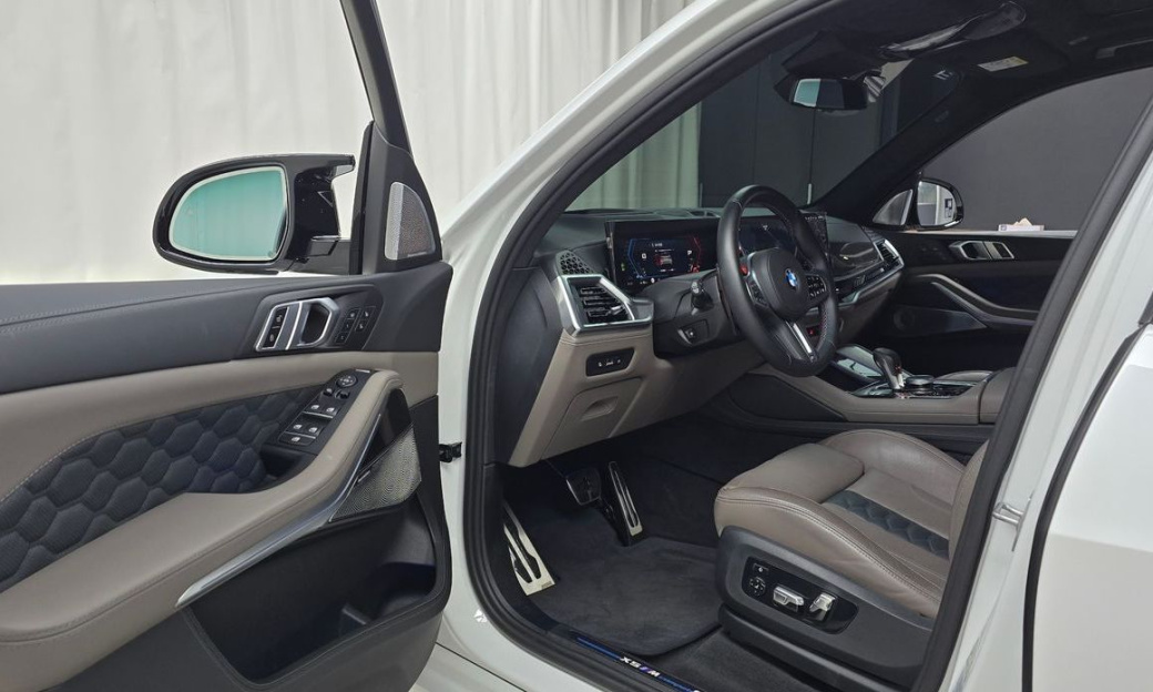 BMW X5M 4.4 Competition, 2024