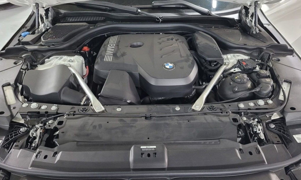 BMW 5-Series 530i xDrive M Sport, 2025