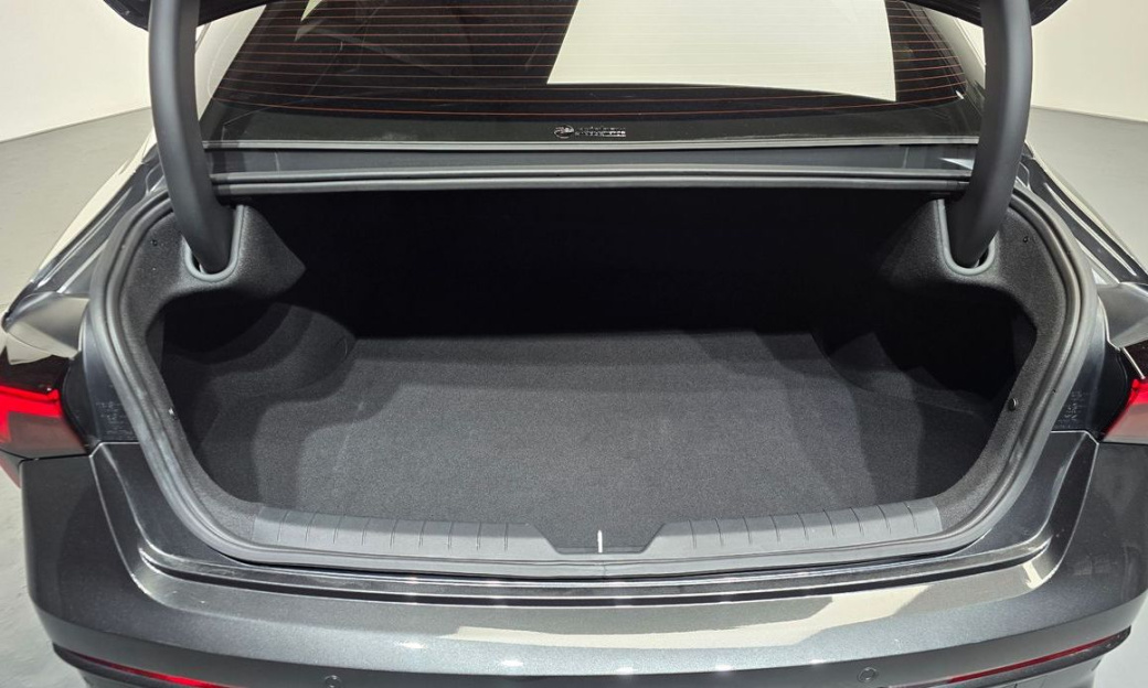 Kia K5 2.0, 2024