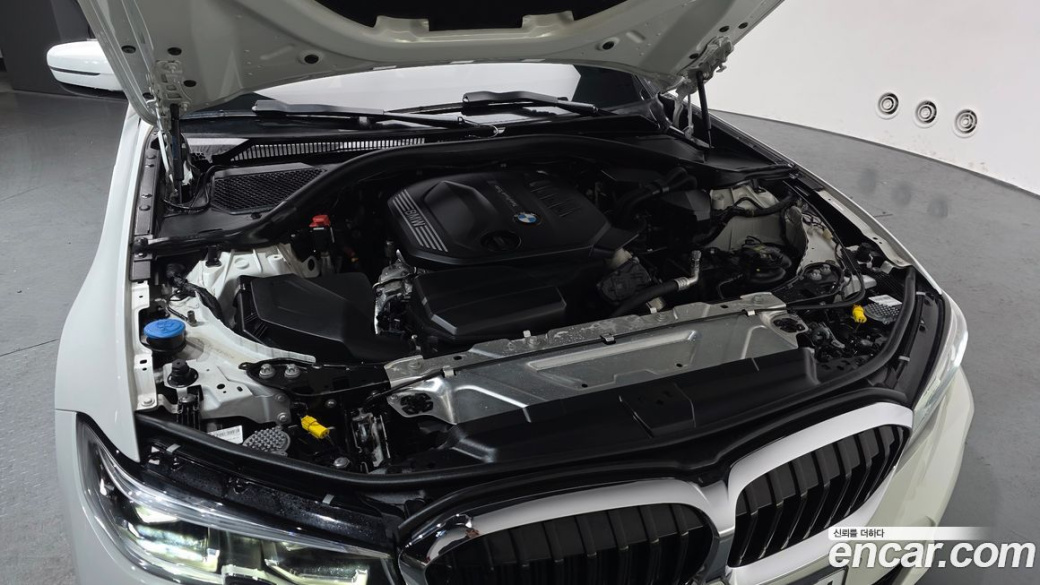 BMW 3-Series 320d M Sport, 2022