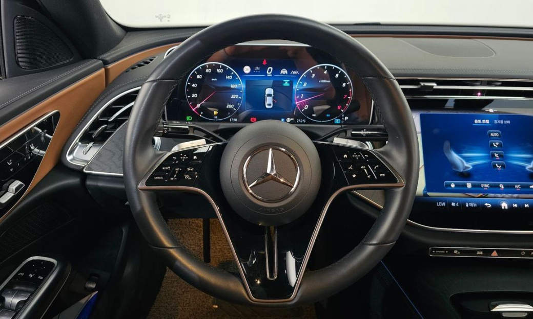 Mercedes-Benz E-Class E200 Avantgarde, 2024