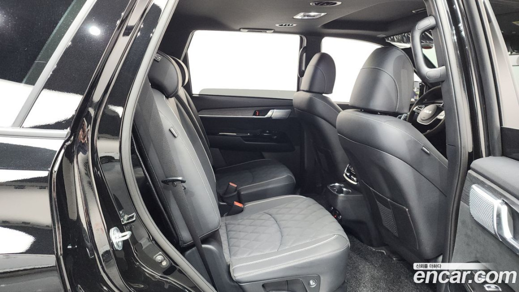 Kia Mohave Diesel 3.0 4WD 6-Seater, 2024
