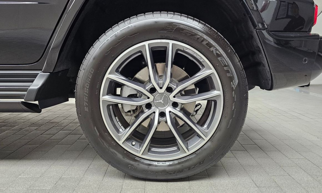Mercedes-Benz G-Class G450d, 2025