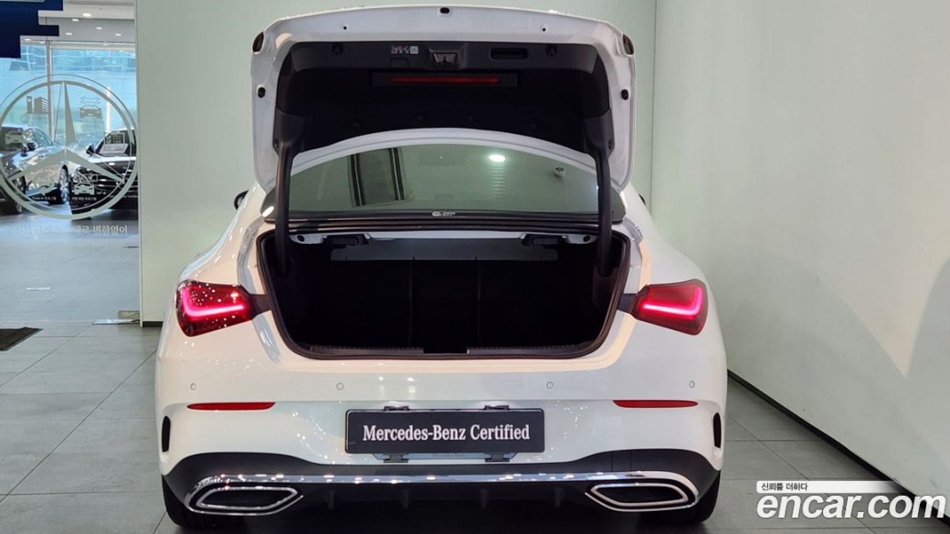 Mercedes-Benz CLA-Class CLA250 4MATIC, 2025