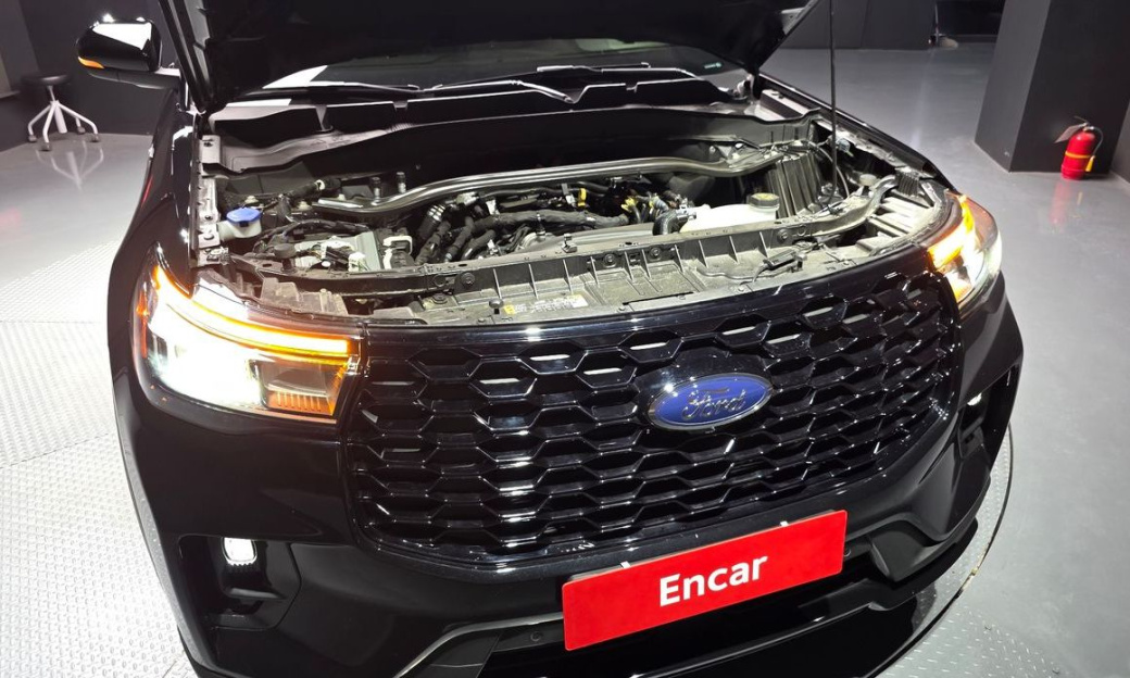 Ford Explorer 2.3 ST-Line 4WD, 2025