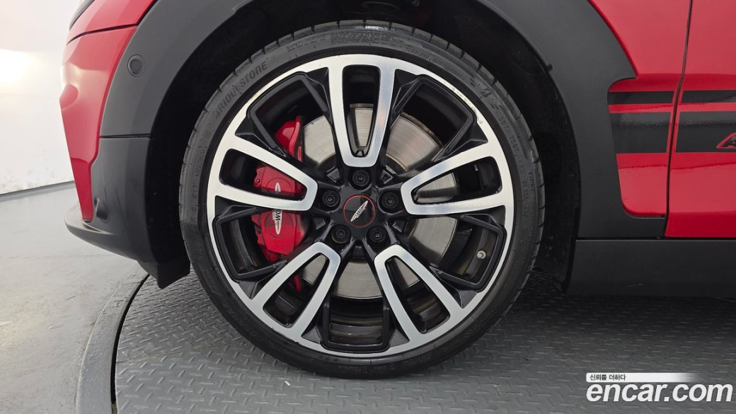 Mini Clubman JCW, 2023