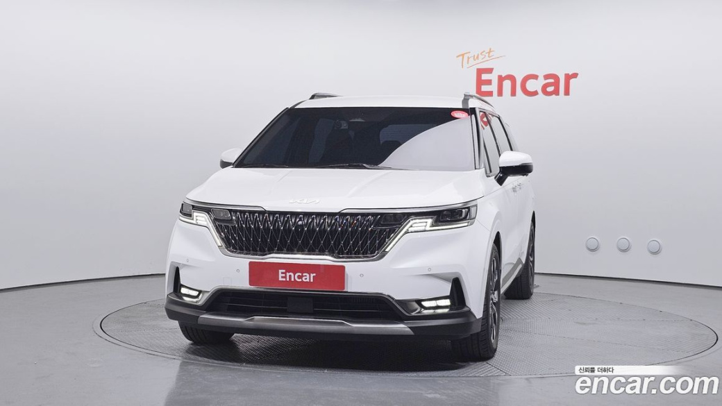 Kia Carnival 9-Seater Signature, 2023