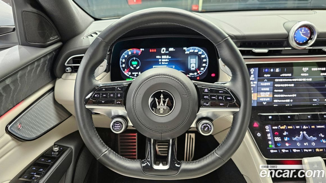 Maserati Grecale 2.0 AWD Modena, 2023