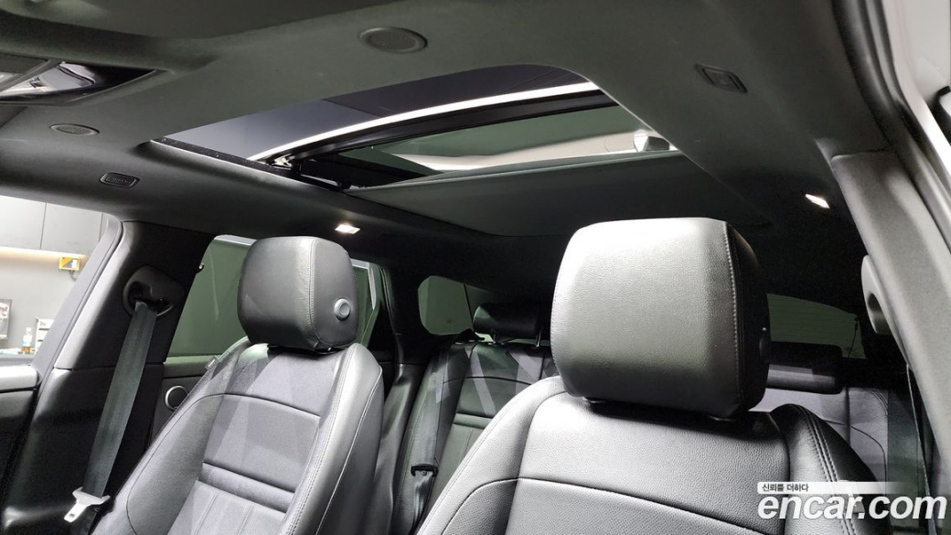 Land Rover Range Rover Evoque P250 Dynamic SE, 2024