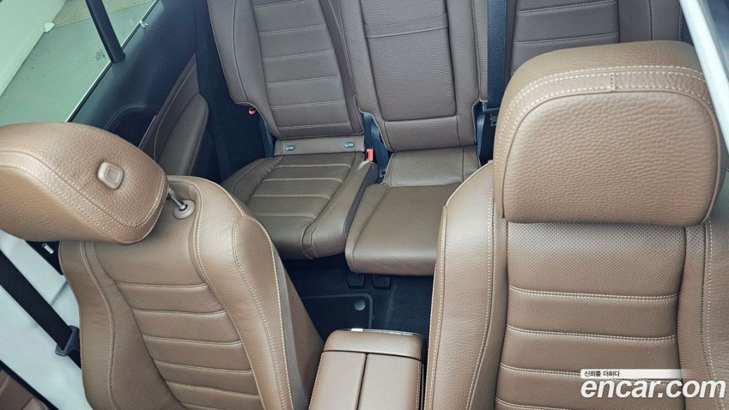 Mercedes-Benz GLE-Class GLE450 4MATIC, 2025
