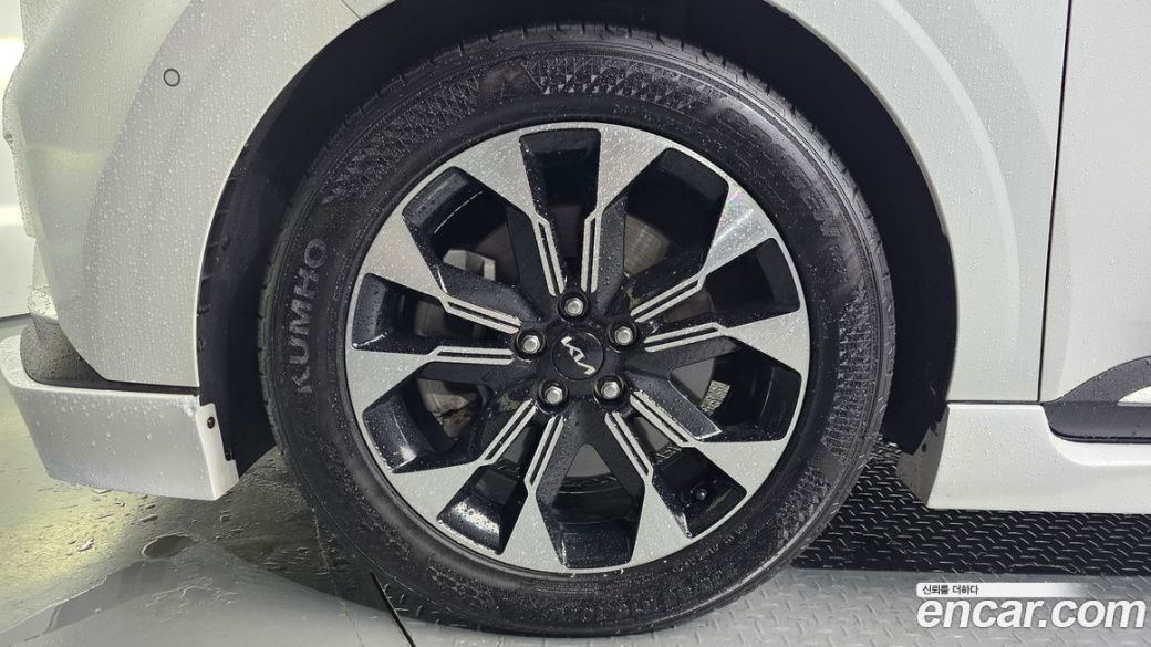 Kia Carnival 9-Seater Hi-Limousine(Special Vehicle), 2023