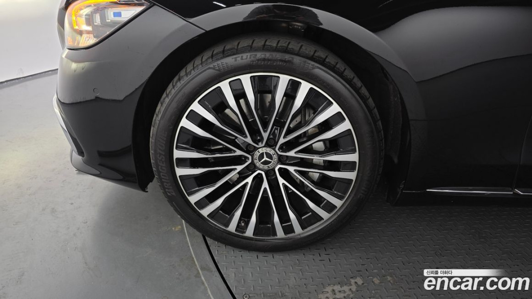 Mercedes-Benz S-Class S450L 4MATIC, 2022