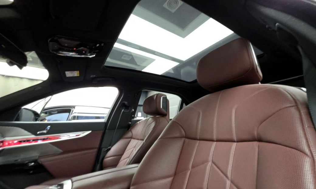 BMW 7-Series 740d xDrive M Sport, 2024