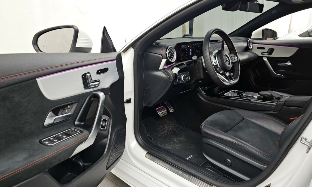 Mercedes-Benz CLA-Class CLA250 4MATIC, 2023