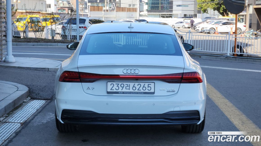 Audi A7 55 TFSI Quattro Premium, 2025