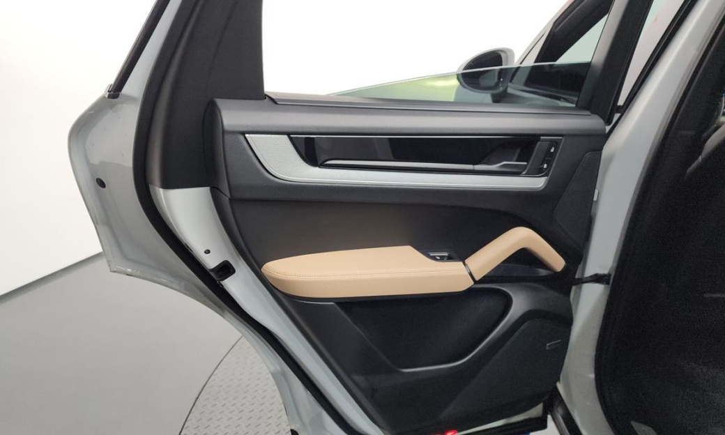 Porsche Cayenne 3.0 Coupe, 2024