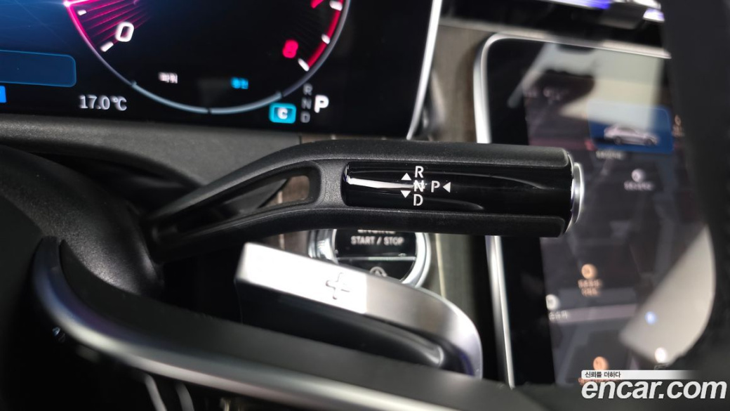 Mercedes-Benz E-Class E300 4MATIC Exclusive, 2024