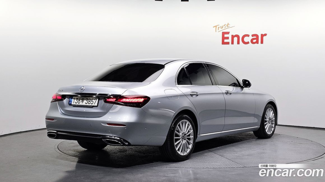 Mercedes-Benz E-Class E250 Exclusive, 2022