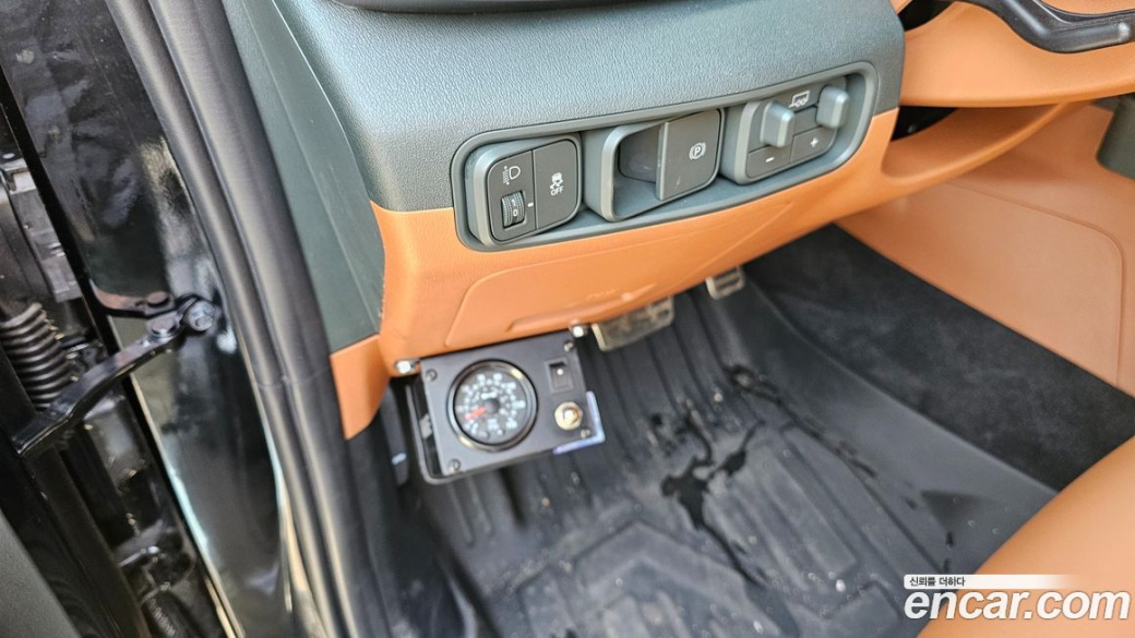 Kia Tasman 2.5T Gasoline 4WD, 2026