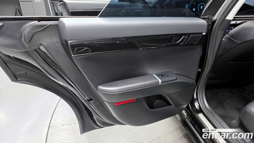 Hyundai Grandeur 2,5 Gasoline 2WD, 2023