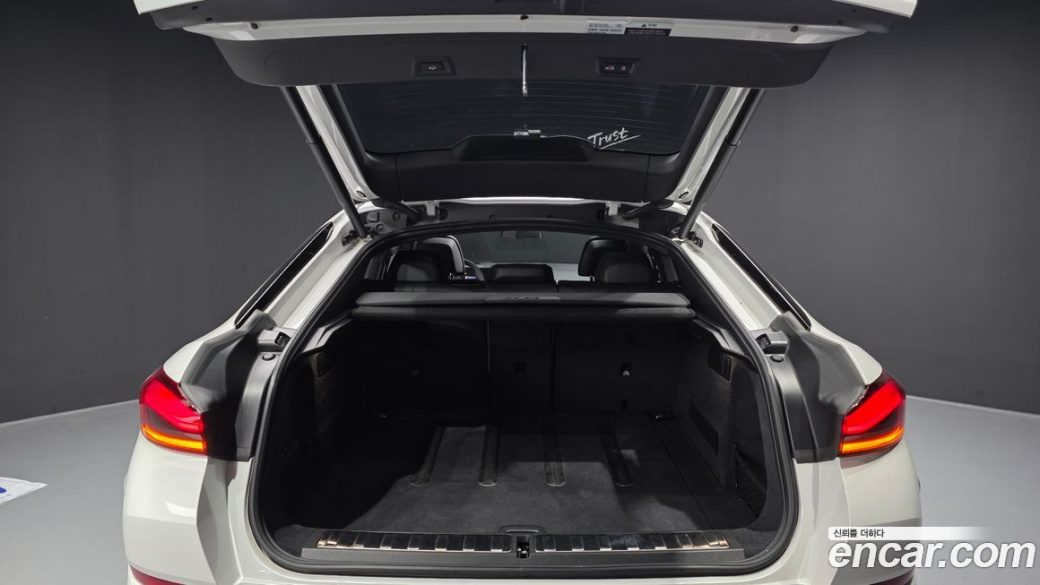 BMW X6 xDrive40i M Sport, 2024