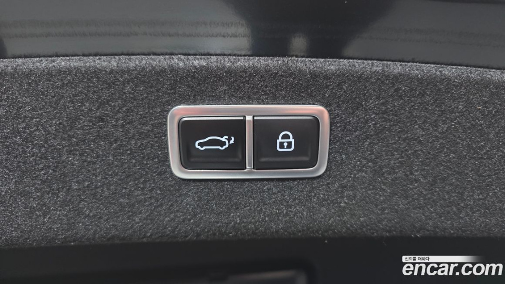 Genesis G80 Gasoline 2.5 Turbo AWD, 2025