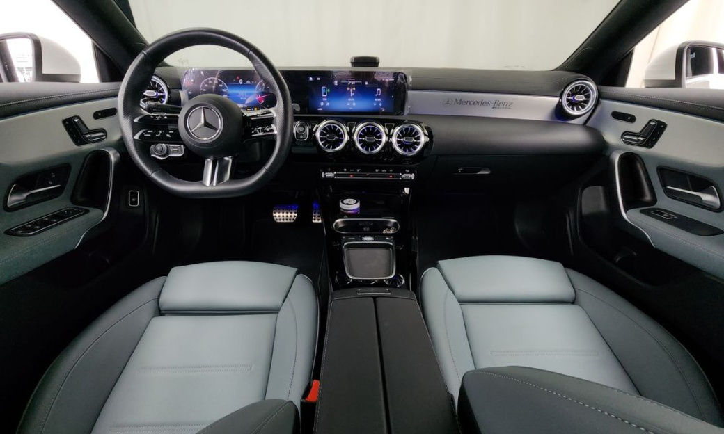 Mercedes-Benz CLA-Class CLA250 4MATIC, 2024