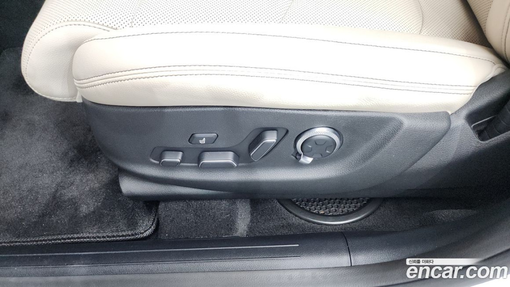 Genesis GV70 2.5T Gasoline AWD, 2023