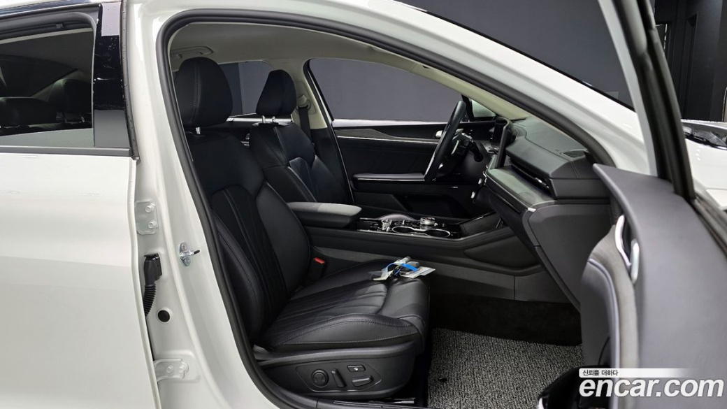 Kia K5 2.0, 2025