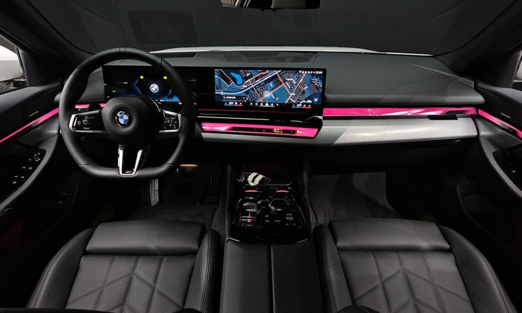 BMW 5-Series 520i M Sport, 2025