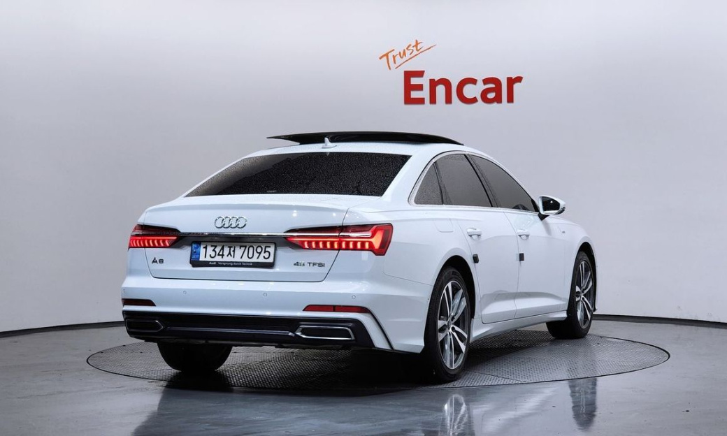Audi A6 45 TFSI Premium, 2022