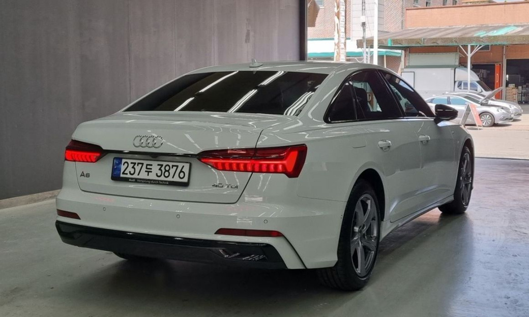 Audi A6 40 TDI Premium, 2025