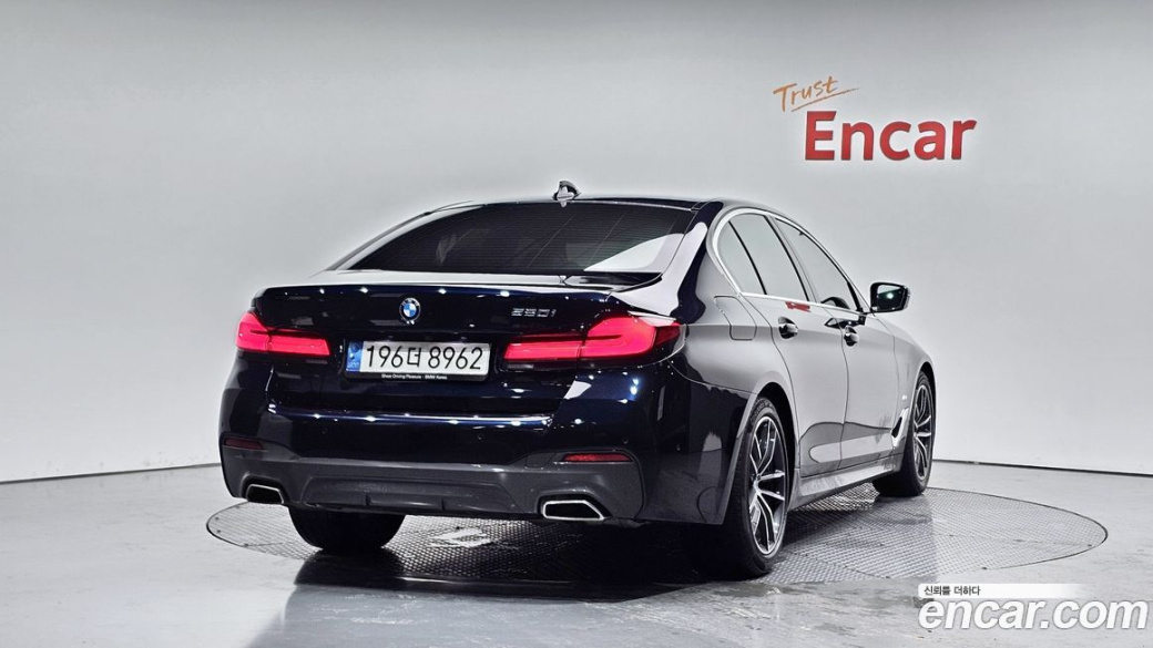 BMW 5-Series 520i M Sport, 2023