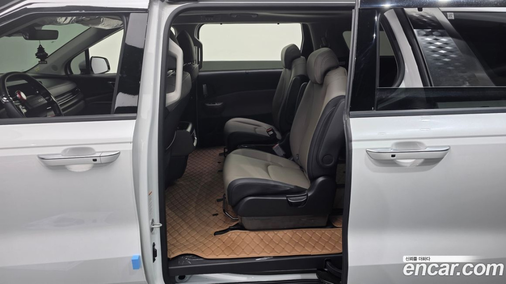 Kia Carnival 9-Seater Noblesse, 2025