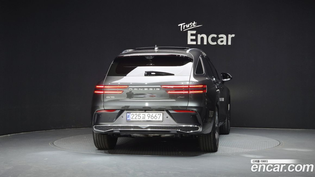 Genesis GV70 2.5T Gasoline AWD, 2025