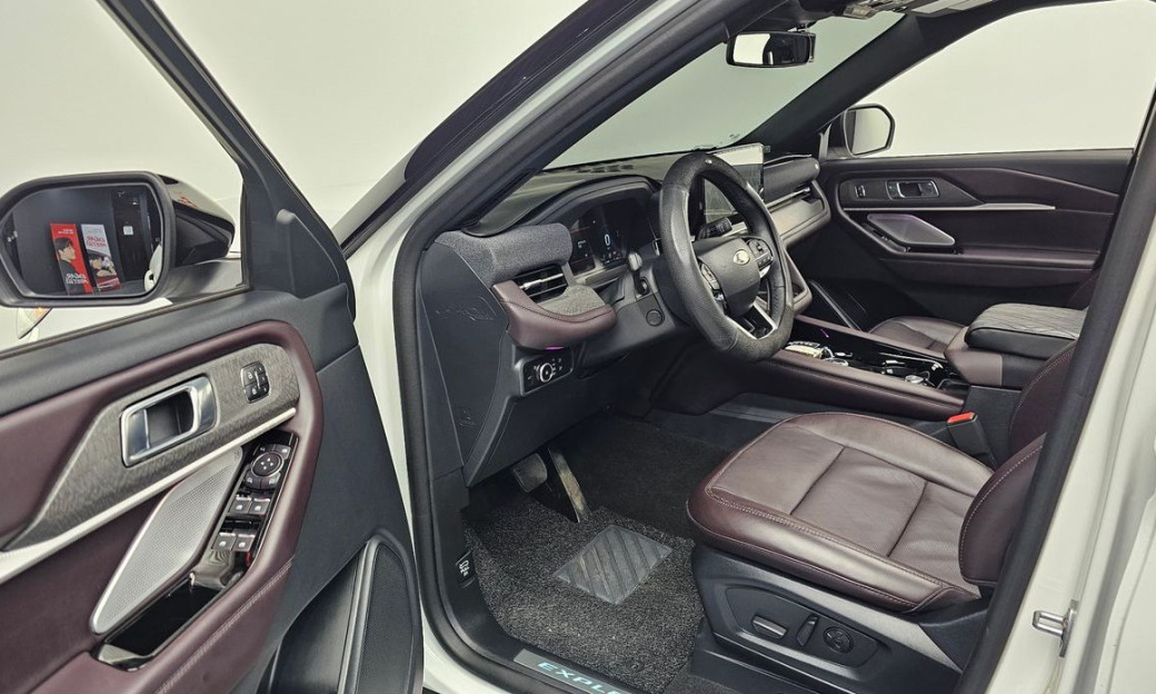 Ford Explorer 2.3 Platinum 4WD, 2025