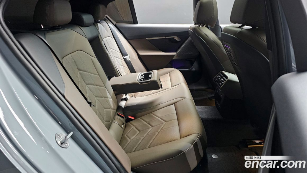BMW 5-Series 520i M Sport, 2025