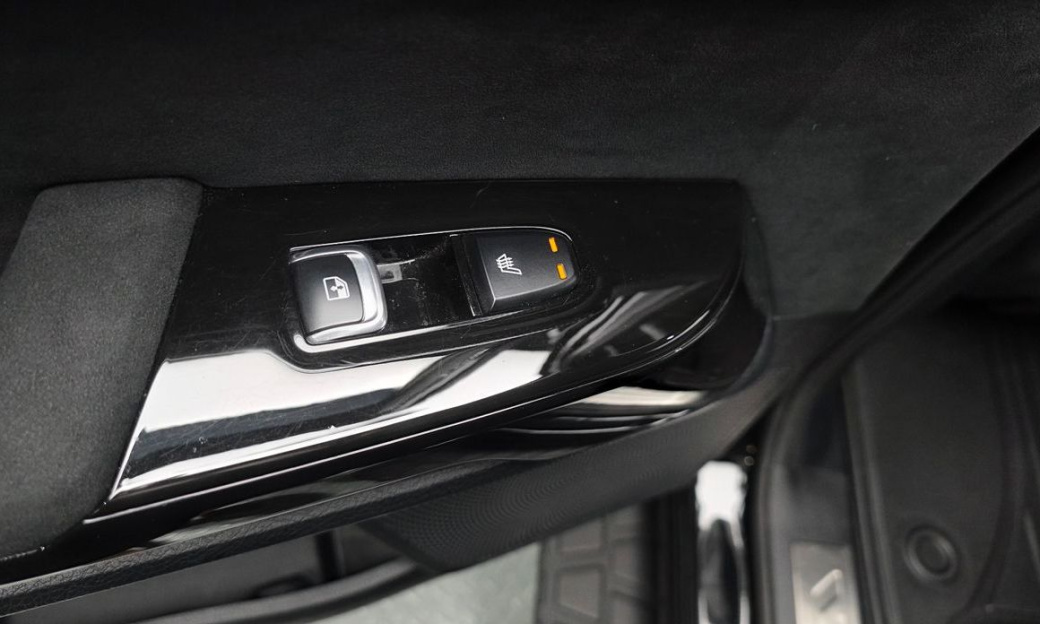 Kia Mohave Diesel 3.0 4WD 7-Seater, 2024