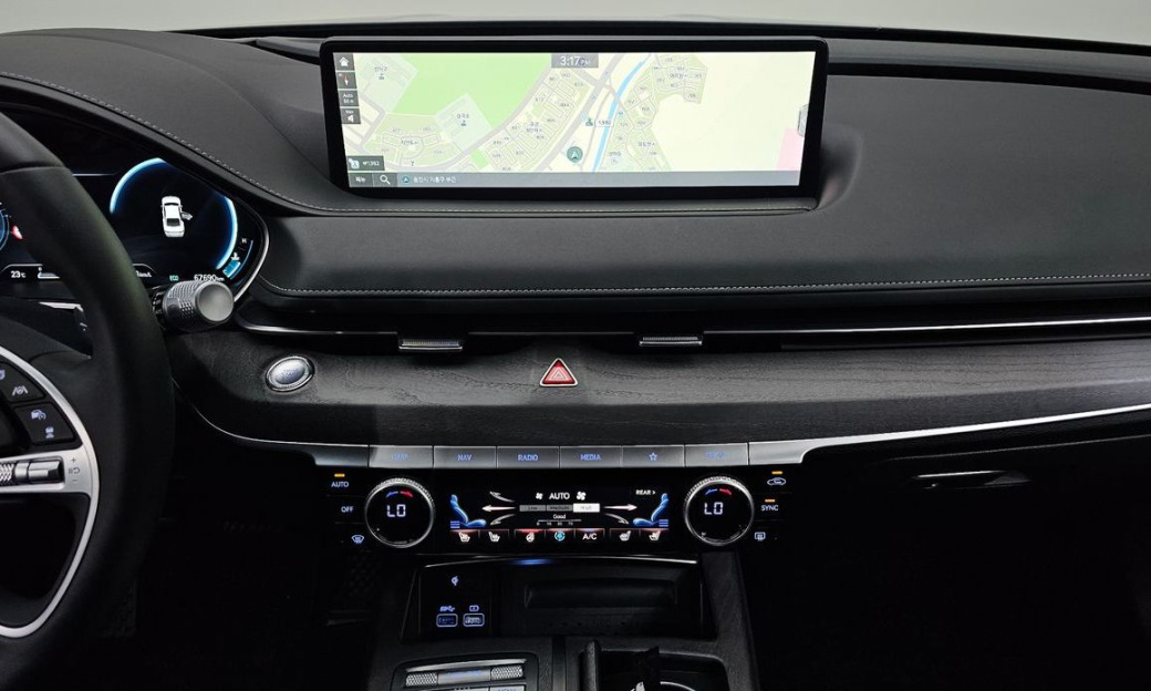 Genesis G80 Gasoline 2.5 Turbo AWD, 2024