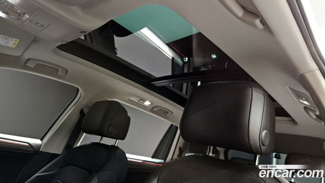 Volkswagen Tiguan 2.0 TSI Prestige, 2023