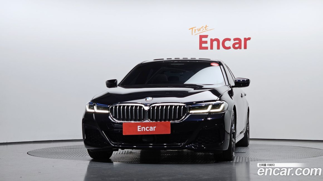 BMW 5-Series 530i M Sport Package, 2023