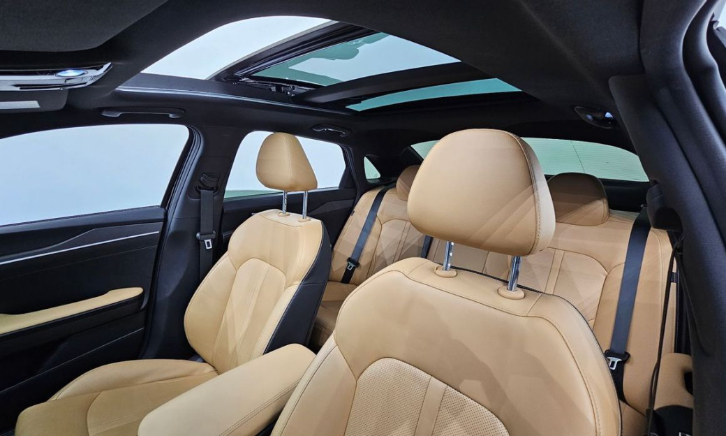 Kia K5 2.0, 2022